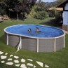 Äußere des ovalen Hybrid-Schwimmbecken Fusion Pool von Gre